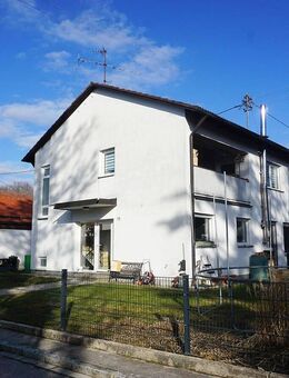 Zweifamilienhaus mit 2 Garagen in Bestlage in Hohenbrunn - EG-Whg. frei zum 01.09.2025 - Hohenbrunn