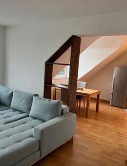 Bezugsfreie 2,5 Zimmer, provisionsfrei mit Hobbyraum und Stellplatz - Schönefeld