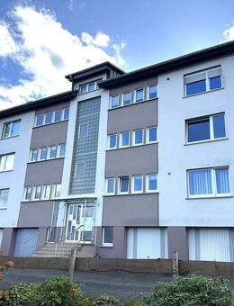 Schöne 3 Zimmer Wohnung mit Balkon und großer Garage in ruhiger Wohnlage - Lüdenscheid