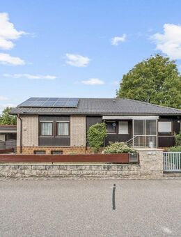 Sofort bezugsfertig: Gepflegter Bungalow mit großem Garten in Burglengenfeld-Dietldorf - Burglengenfeld