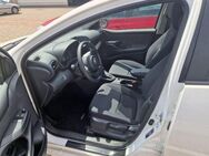 Toyota Yaris, 1.5 VVT-i Hybrid, Jahr 2022 - Kulmbach