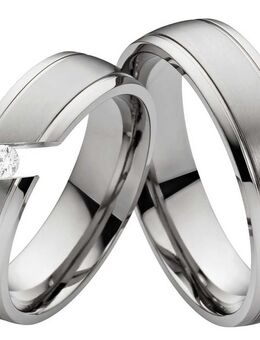 Titanringe mit eingespanntem Zirkonia T090 - Aholming