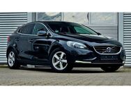 Volvo V40 T4 Momentum ACC PDC EFH Klima Xenon Navi - Friedrichsdorf