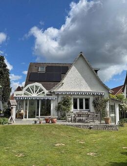 Einfamilienhaus mit Einliegerwohnung, Südterrasse und großzügigem Garten in Bad Schwartau-Kaltenhof - Bad Schwartau