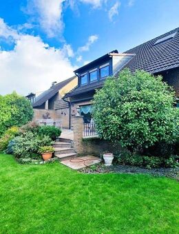 Wohnen wie im eigenen Haus - großzügige Erdgeschosswohnung mit Gartenidylle und Terrasse in Toplage - Herne