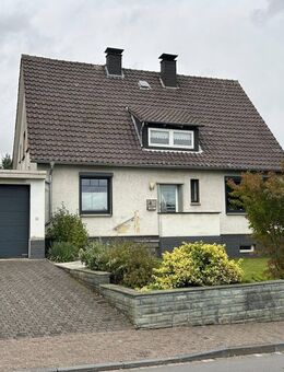 Gepflegtes Einfamilienhaus sucht neuen Besitzer - Marsberg