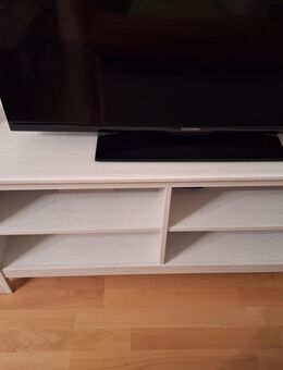 Fernsehertisch - Frankfurt (Main)