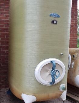 P60 gebrauchter 4.000 L Polyestertank GFK-Tank Staffelstein-Tank oberirdisch stehend Lagerbehälter Wassertank AHL-/ASL-Tank Flüssigfuttertank Molketank Melassetank Rapsöltank Regenwassertank - Nordhorn