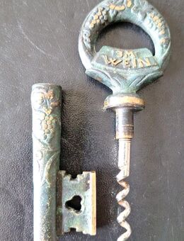 Korkenzieher Flaschenöffner Schlüsselform Messing vintage 14cm Messinghochzeit - Essen