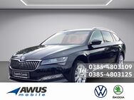 Skoda Superb, 2.0 TDI Combi Style, Jahr 2023 - Schwerin