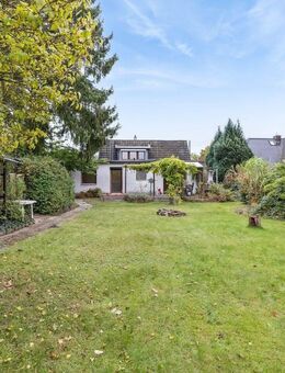 Einfamilienhaus mit Geschichte und Potenzial - auf Erbpachtgrundstück in ruhiger Lage - Hamburg