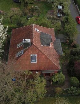 PROVISIONSFREI: Charmantes EFH in zentraler, ruhiger Anliegerstraße - Lüneburg