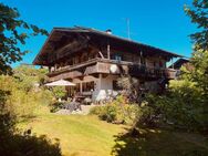 Charmantes Individuelles Holzhaus im Alpenländischen Chalet-Stil - Seeshaupt