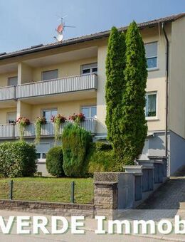 Charmante, gepflegte Dachgeschosswohnung in ruhiger Lage - ideal für Einzelpersonen - Pforzheim