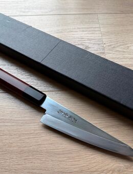 Original japanisches HONESUKI, handgeschmiedetes Kochnesser! - Friedrichsdorf