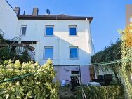 SO24: Langerwehe Kernort, EFH mit Garage und Garten, unterkellert, ausgebautem DG in zentraler Lage - Langerwehe