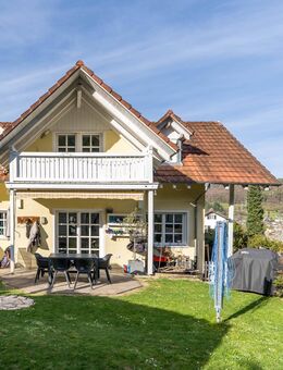 *Reserviert* Familienidylle pur: Einfamilienhaus mit Einliegerwohnung in Gurtweil - Waldshut-Tiengen