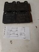 4 Scheiben Brems Beläge in 63654