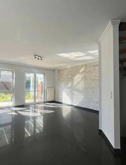 Wohnglück im Reihenendhaus - ideal für Familien und Pendler - Obertshausen