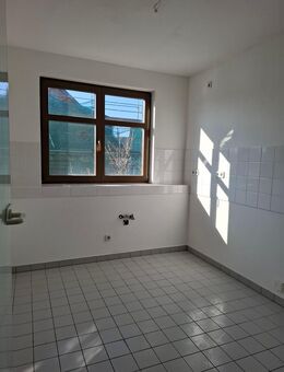 Gemütliche 2-Raum-Wohnung mit Balkon! - Chemnitz