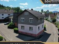 Sanierungsbedürftige Haus in Gaggenau-Oberweier mit großem Grundstück - Gaggenau
