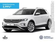 VW T-Roc, 2.0 TDI Style, Jahr 2023 - Braunschweig