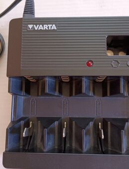 Batterieladegerät VARTA Multi Lader für NiCd- und NiMH-Batterien - funktioniert, guter bis sehr guter Zustand - Chemnitz