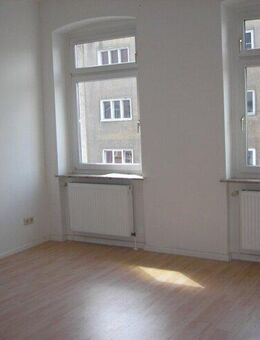 Individuell geschnittene Wohnung am Fuße des Marienbergs! - Brandenburg (Havel)