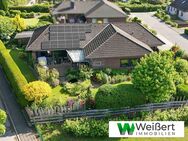 Großzügiges Einfamilienhaus mit Einliegerwohnung, PV-Anlage und Gartenidylle auf großzügigem 866 m² Grundstück - Hohenlockstedt