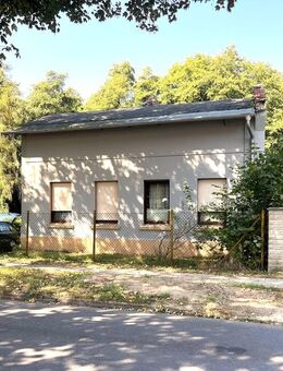 Einfamilienhaus mit idyllischem Garten wartet auf Ihr handwerkliches Geschick - Neuenhagen (Berlin)