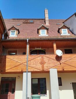 Erstbezug nach Renovierung - 2,5 Zimmer mit geplanter Dachterrasse in der City von Altenburg - Altenburg