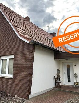 * Provisionsfrei für Käufer * Wohnen auf großem Grundstück in Zentrumsnähe - Lohne (Oldenburg)