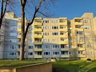 Vermietete 3-Zimmer-Whg. mit Essdiele und Balkon // Helsinkistraße, Kiel - Kiel
