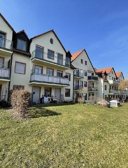 Top Lage in Bannewitz | Helle Dachgeschosswohnung mit 2 Balkonen und TG Stellplatz zum Kauf! - Bannewitz