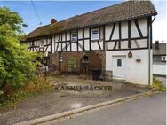 Bauernhaus und Scheune "sofort frei" mit viel Platz - Berod (Hachenburg)