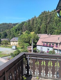 Wohnhaus mit Laden, Werkstatt, Garagen usw.!! - Geroldsgrün