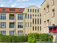 Top Lage mit Südbalkon - Denkmalgeschützte 2-Zimmer-Wohnung mit Tiefgaragenstellplatz in Leipzig - Leipzig