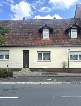 Sanierungsbedürftiges Stadthaus in bester Lage von Herzogenaurach! - Herzogenaurach