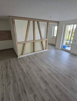 Moderne Singlewohnung mit TG-Stellplatz in Plauen! - Plauen