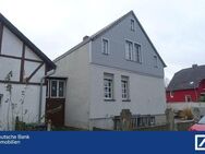 Zwangsversteigerung - Einfamilienhaus mit Nebengebäude in Gross Ilsede für den Käufer provisionsfrei - Ilsede