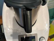 Thermomix TM5 mit Zubehör, zweitem Mixtopf, Cook Key und OVP - Aurich