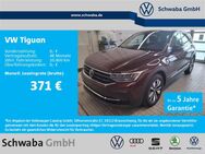 VW Tiguan, 2.0 TDI Move R, Jahr 2023 - Gersthofen