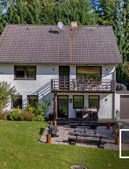Panoramablick ins Tal! Modernisiertes Einfamilienhaus mit großem Grundstück und Ausbaupotenzial - Warmensteinach