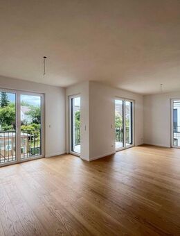 BEZUSGFERTIG - Helle und hochwertig ausgestattete 3-Zi.-Neubauwohnung mit zwei Balkonen - München
