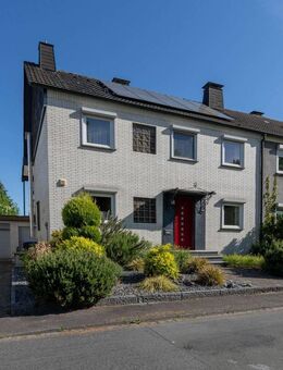 Großes Einfamilienhaus mit herrlichem Garten in begehrter Wohnlage von Nordlünen - Lünen
