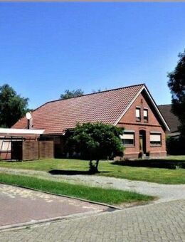 Charmantes Mehrgenerationenhaus mit Einliegerwohnung und Ausbaureserve in Rhauderfehn - Rhauderfehn