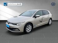 VW Golf, 1.5 l TSI VIII OPF Move EPH, Jahr 2023 - Schleswig