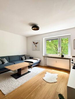 ELVIRA - Schwabing-West: Moderne 2-Zimmer-Wohnung mit Balkon nahe Luitpoldpark - München