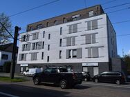 Neuwertige 3- Zimmer- Wohnung im 3. OG mit Süd- West- Balkon und Weitblick in Mülheim- Dümpten ! - Mülheim (Ruhr)