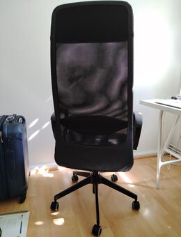 MARKUS IKEA Bürostuhl in dunkelgrau - Berlin